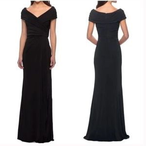 LA FEMME Ruched Jersey Column Gown
